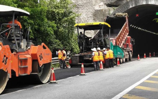 广巴高速2018路面病害处治工程续建工程顺利开工