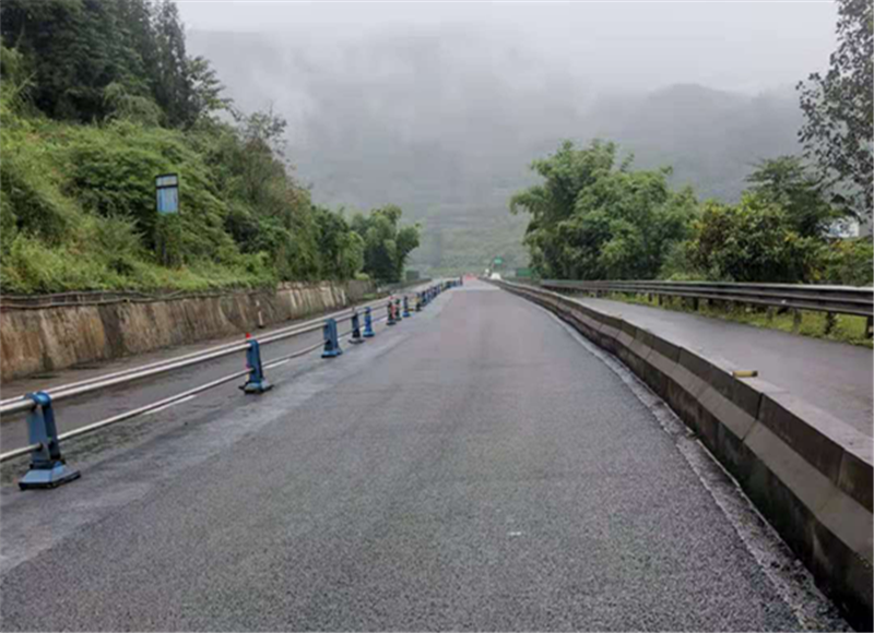 G5京昆高速雅西重点路段路面中修工程全面完工